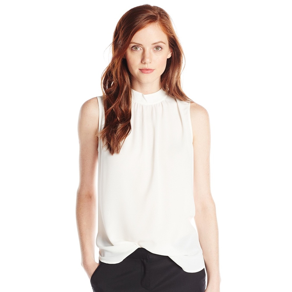 NYDJ Petite cream shell/sleeveless blouse